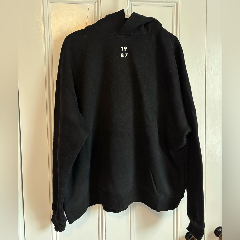 Black Hoodie with White "1987" Back Detail & Side Pockets